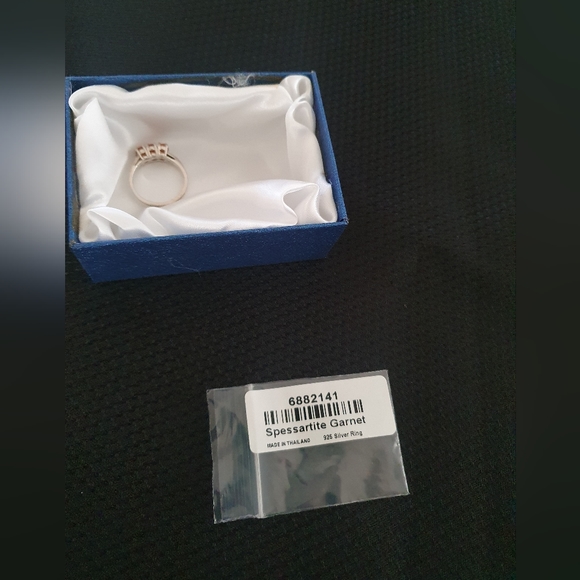 Sterling silver Spessartote Garnet Ring - Picture 3 of 4